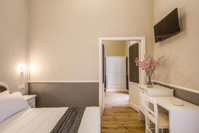Hotel Smart Lux Roma Centro Zewnętrze zdjęcie